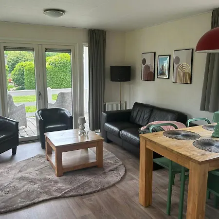 Cozy With Veranda And Garden In The Veluwe * Voorthuizen